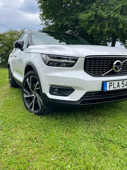 Volvo XC40 3 of 6