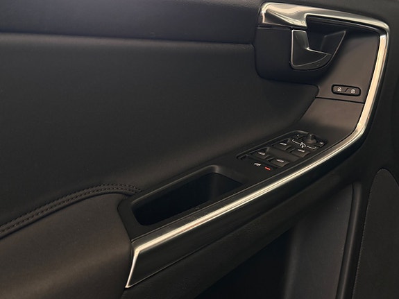 Volvo XC60 26 of 27