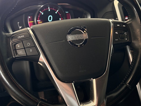 Volvo XC60 24 of 27