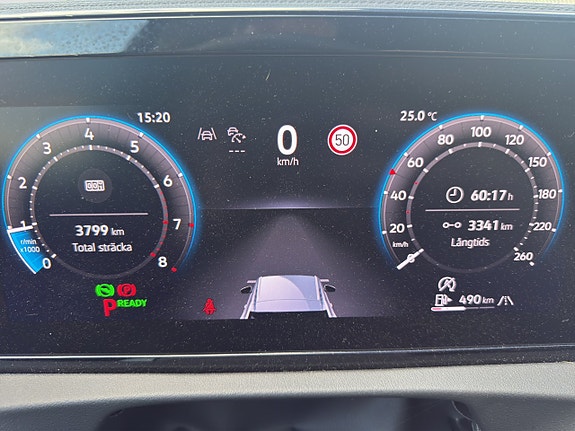 Volkswagen Tiguan 16 of 16