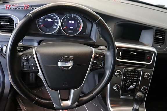 Volvo S60 10 of 17