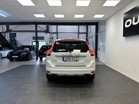 Volvo XC60 9 of 30