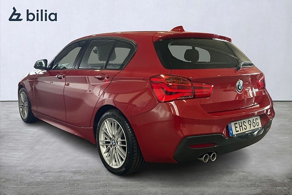 BMW 120i 2 of 18