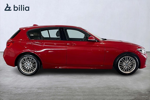 BMW 120i 16 of 18