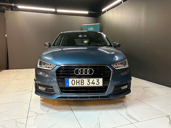 Audi A1 3 of 14