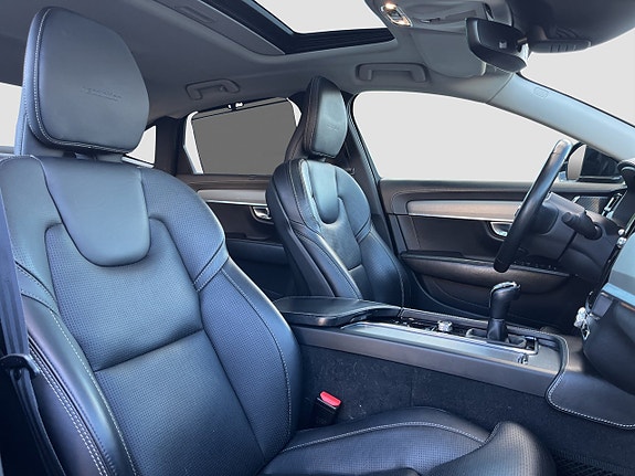Volvo S90 12 of 20