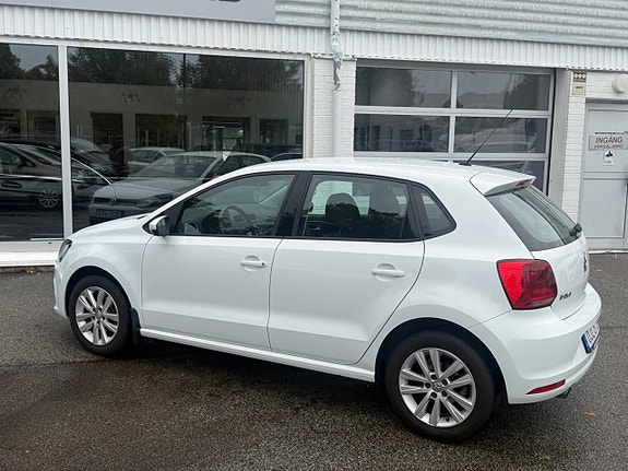 Volkswagen Polo 7 of 14