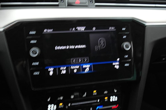 Volkswagen Passat 17 of 27
