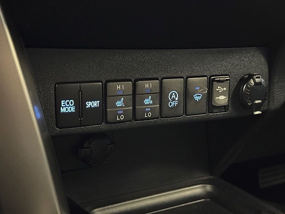 Toyota RAV4 20 of 24