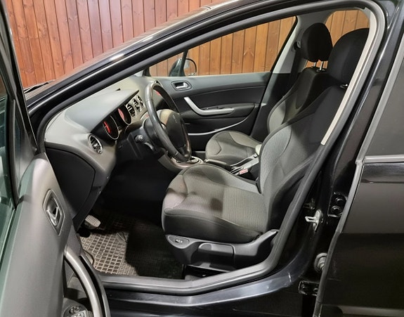 Peugeot 308 6 of 17