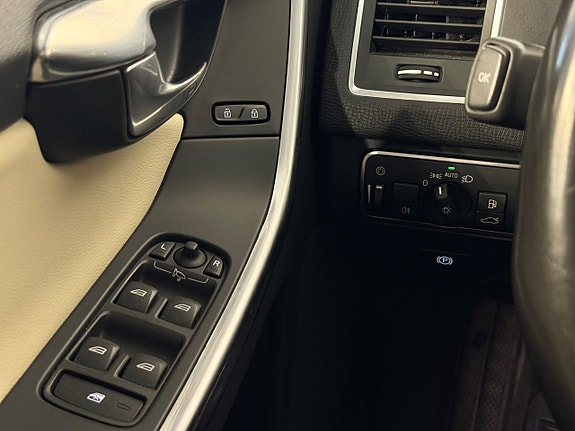 Volvo XC60 21 of 23