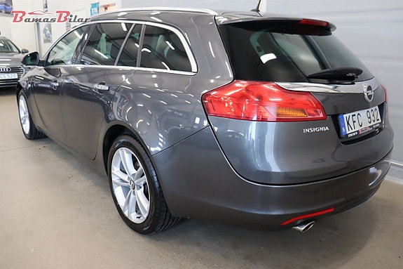 Opel Insignia 3 of 16