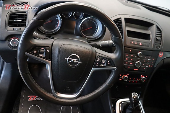 Opel Insignia 10 of 16