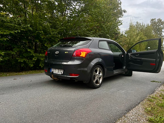 Kia ProCeed 3 of 12