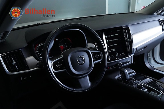Volvo V90 4 of 15