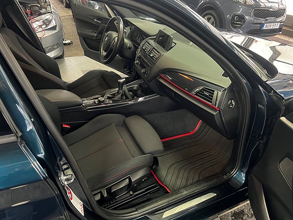 BMW 120d 12 of 19