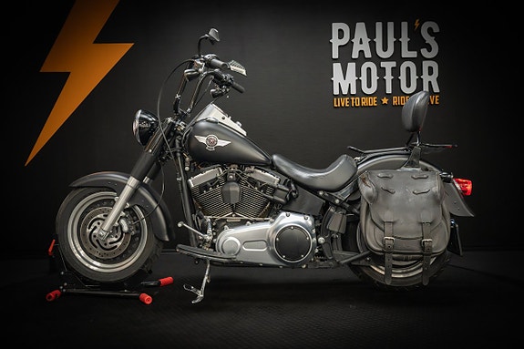 Harley-Davidson Fat Boy Lo (FLSTFB) "Vance & Hines" 7 of 13