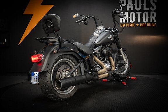 Harley-Davidson Fat Boy Lo (FLSTFB) "Vance & Hines" 4 of 13