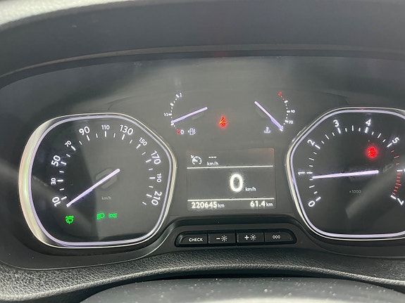 Toyota Proace 7 of 10