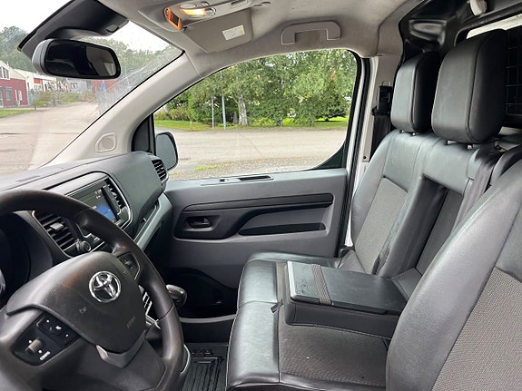 Toyota Proace 8 of 10
