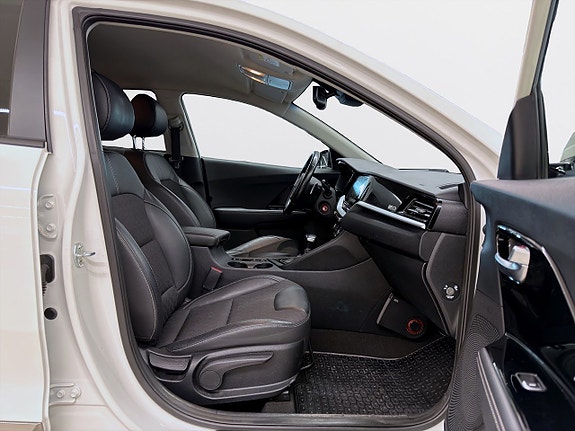 Kia Niro 11 of 19