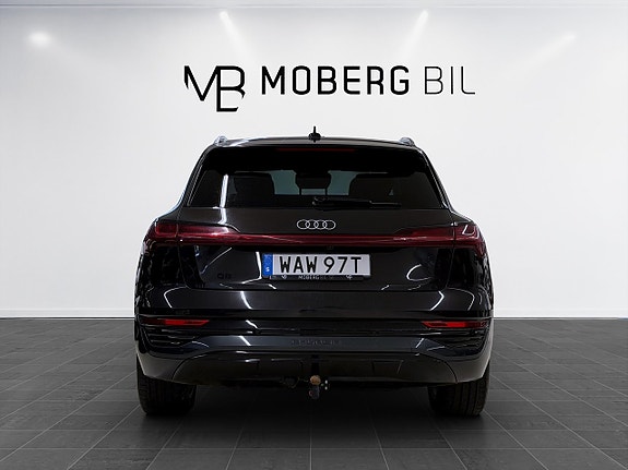 Audi Q8 7 of 22