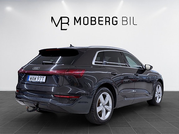 Audi Q8 6 of 22
