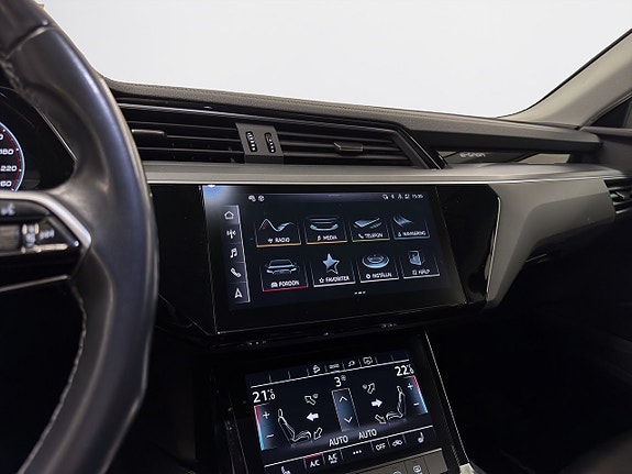 Audi Q8 18 of 22