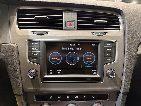 Volkswagen Golf I 19 of 21