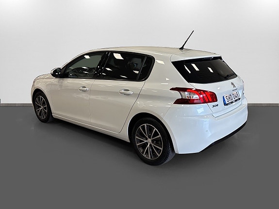Peugeot 308 6 of 19