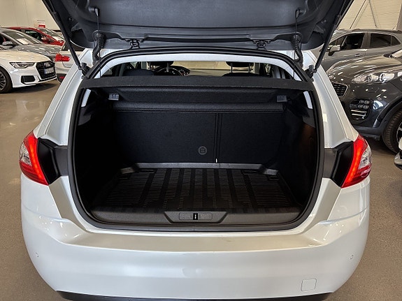 Peugeot 308 19 of 19