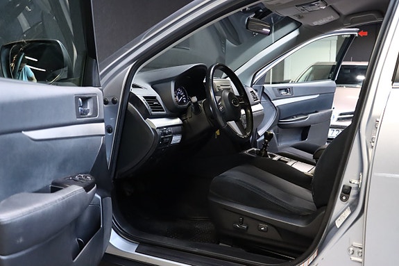 Subaru Outback 8 of 25