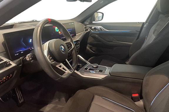 BMW i4 12 of 18