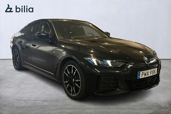 BMW i4 18 of 18