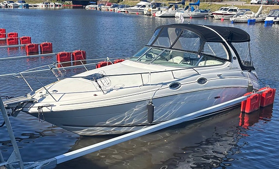 Sea Ray Sundancer 280/315 2 of 11