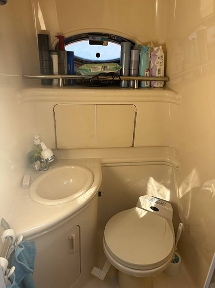 Sea Ray Sundancer 280/315 7 of 11