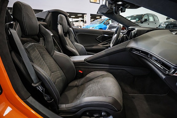 Chevrolet Corvette 27 of 30