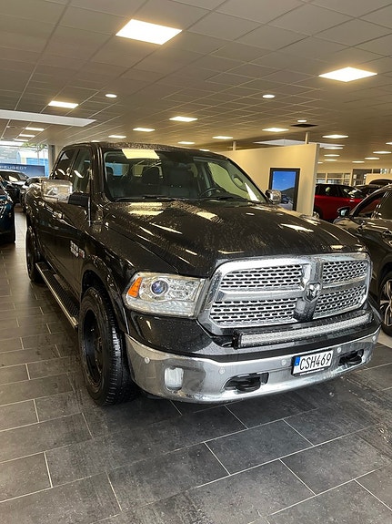 RAM 1500 2 of 4