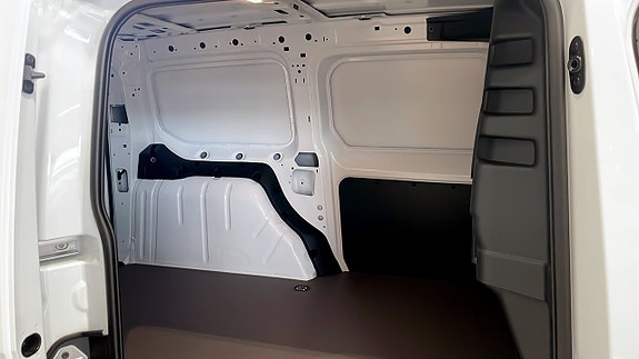 Ford Transit Connect 5 of 9