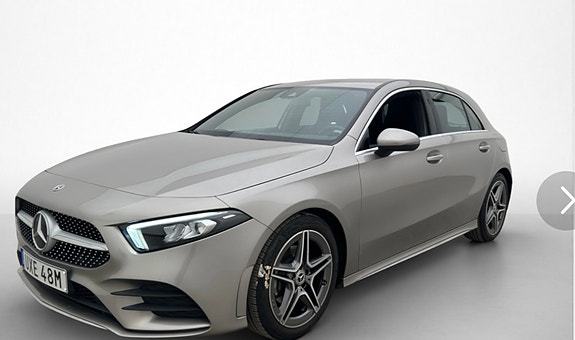 Mercedes-Benz A180 3 of 9