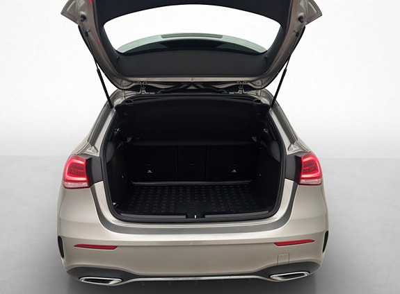 Mercedes-Benz A180 9 of 9