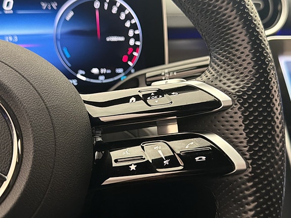 Mercedes-Benz C300 21 of 30