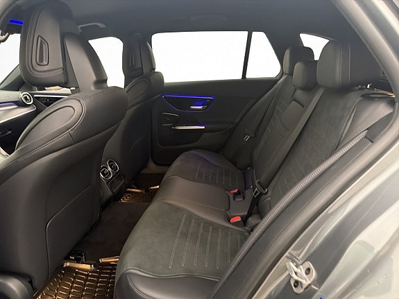 Mercedes-Benz C300 18 of 30