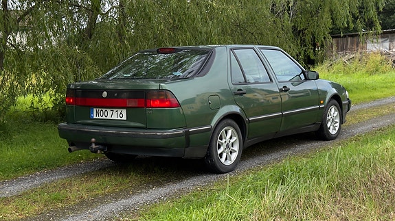 Saab 9000 2 of 5