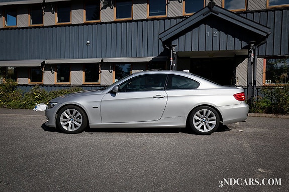 BMW 328i 7 of 15