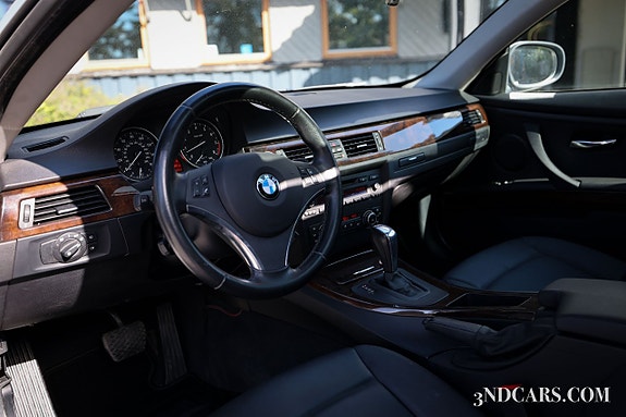 BMW 328i 10 of 15