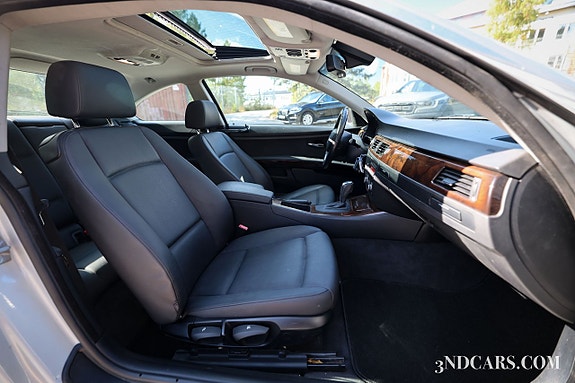 BMW 328i 13 of 15