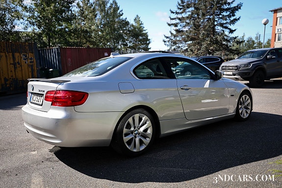 BMW 328i 4 of 15