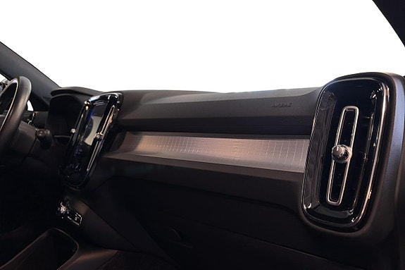Volvo XC40 19 of 22
