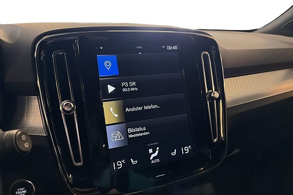 Volvo XC40 15 of 22
